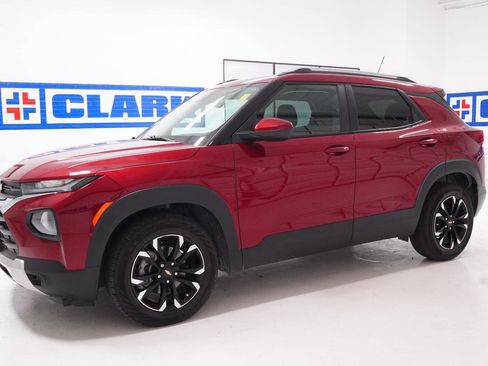 Used 2022 Chevrolet TrailBlazer LT w/ Convenience Package FWD image 10