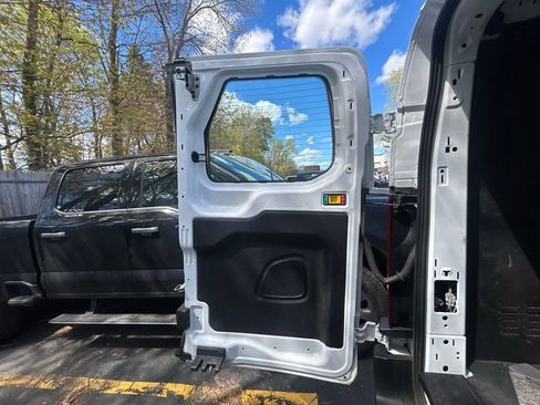 Used 2024 Ford Transit 250 Low Roof w/ Exterior Upgrade Package RWD image 8