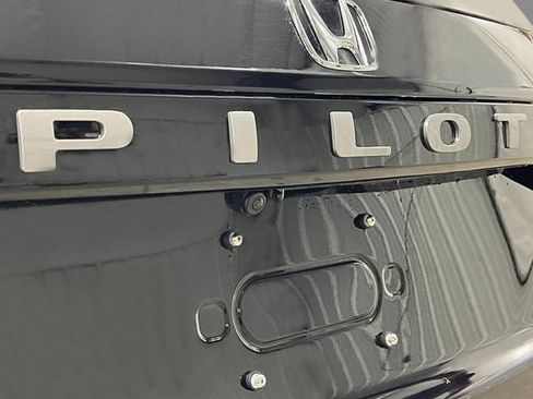 New 2026 Honda Pilot Touring image 6