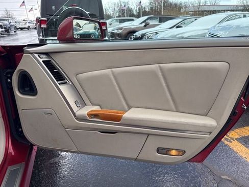 Used 2004 Cadillac XLR RWD image 21