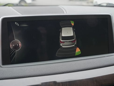 Used 2016 BMW X5 xDrive40e image 16