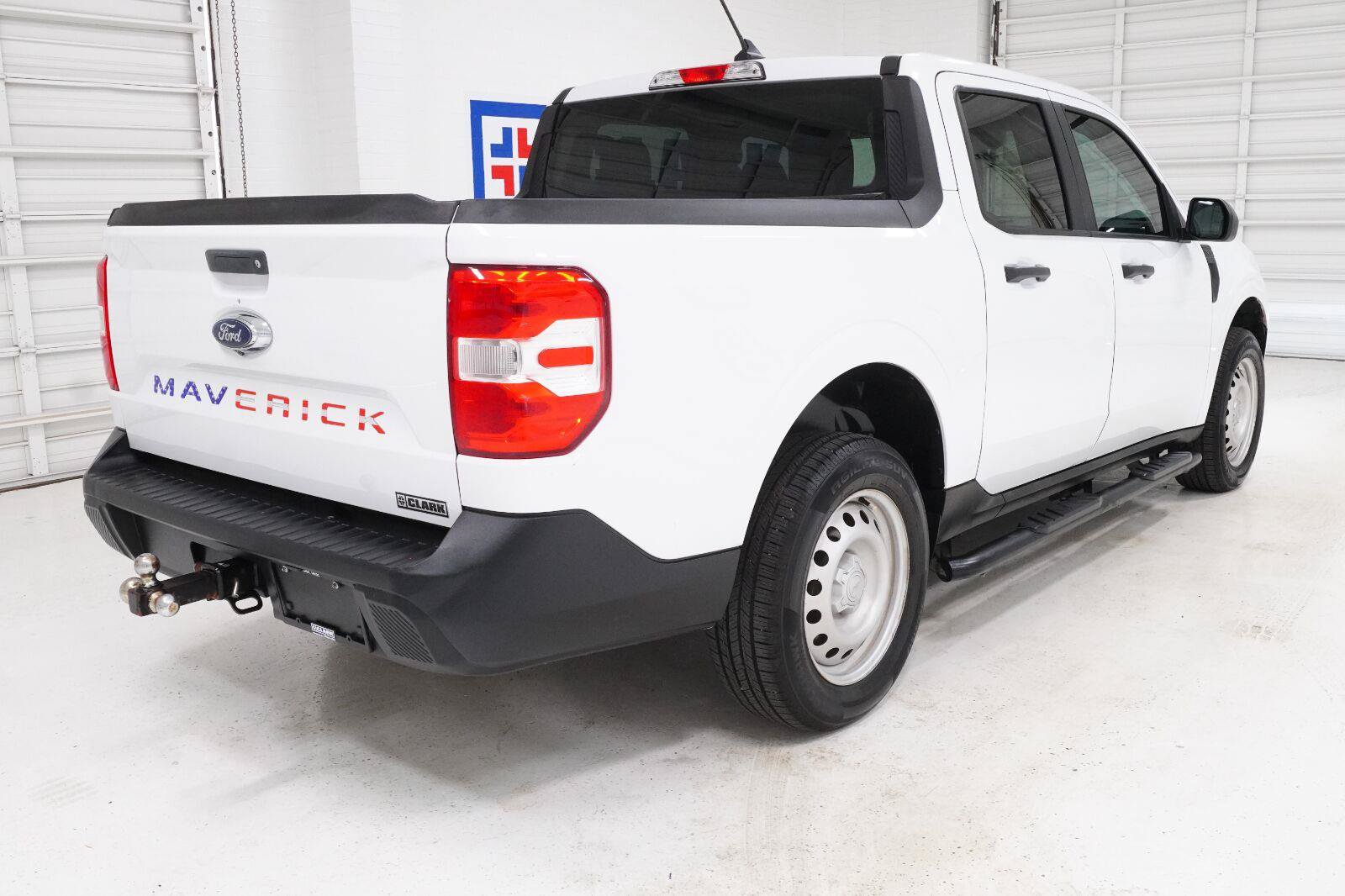 Used 2022 Ford Maverick XL FWD image 29