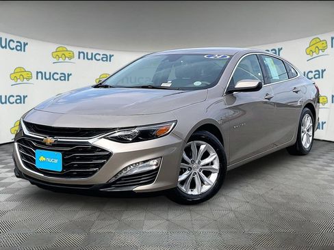 Used 2024 Chevrolet Malibu LT FWD image 3
