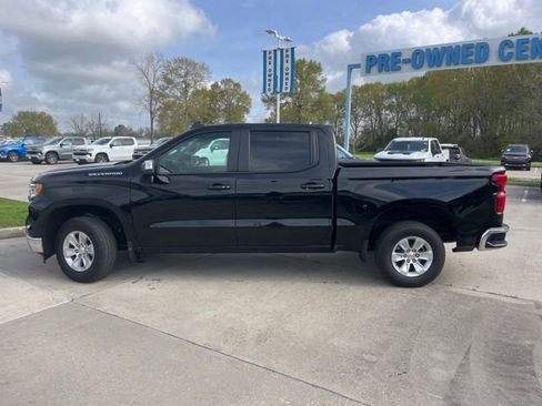 Used 2025 Chevrolet Silverado 1500 LT image 3