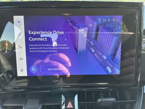 Used 2025 Toyota Corolla LE FWD image 25