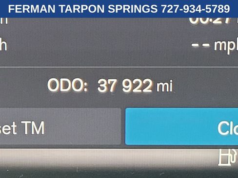 Certified 2023 Volvo XC60 B5 Plus w/ Climate Package image 34