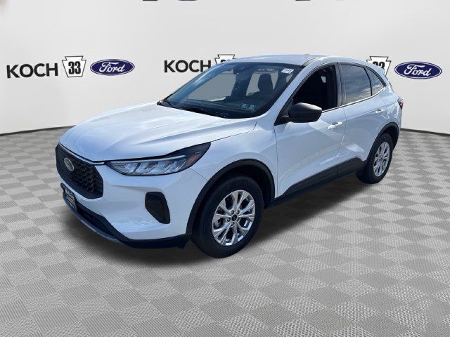 Used 2025 Ford Escape Active AWD/4WD image 3