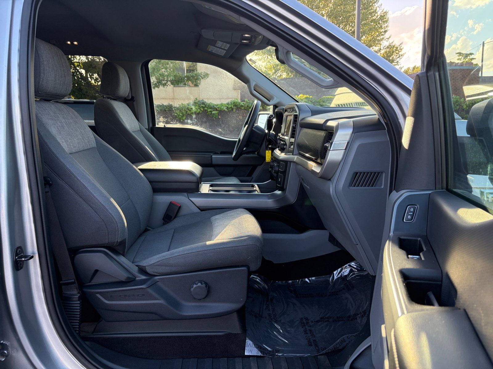 Used 2021 Ford F150 XLT w/ Trailer Tow Package AWD/4WD image 28