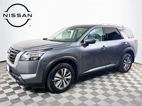 New 2025 Nissan Pathfinder SL w/ Cargo Package image 1