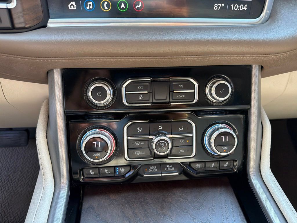 Used 2021 GMC Yukon XL Denali w/ Denali Ultimate Package AWD/4WD image 29