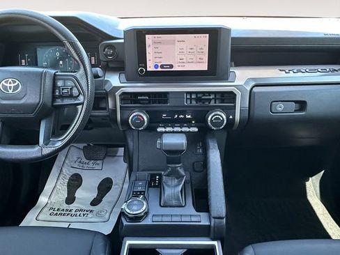 Used 2024 Toyota Tacoma SR5 AWD/4WD image 11