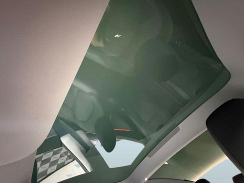 Used 2024 Tesla Model 3 image 14