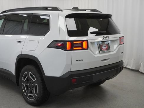 New 2026 Jeep Cherokee Limited AWD/4WD image 12