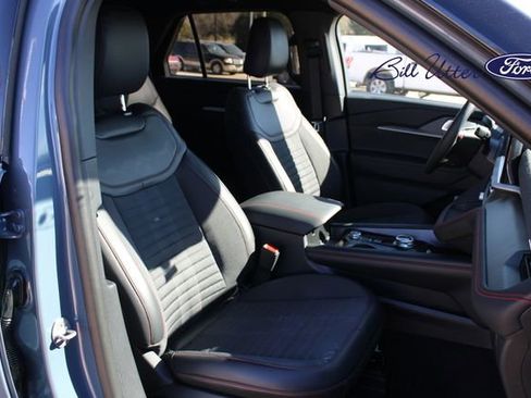 Used 2025 Ford Explorer ST-Line w/ Premium Package image 11