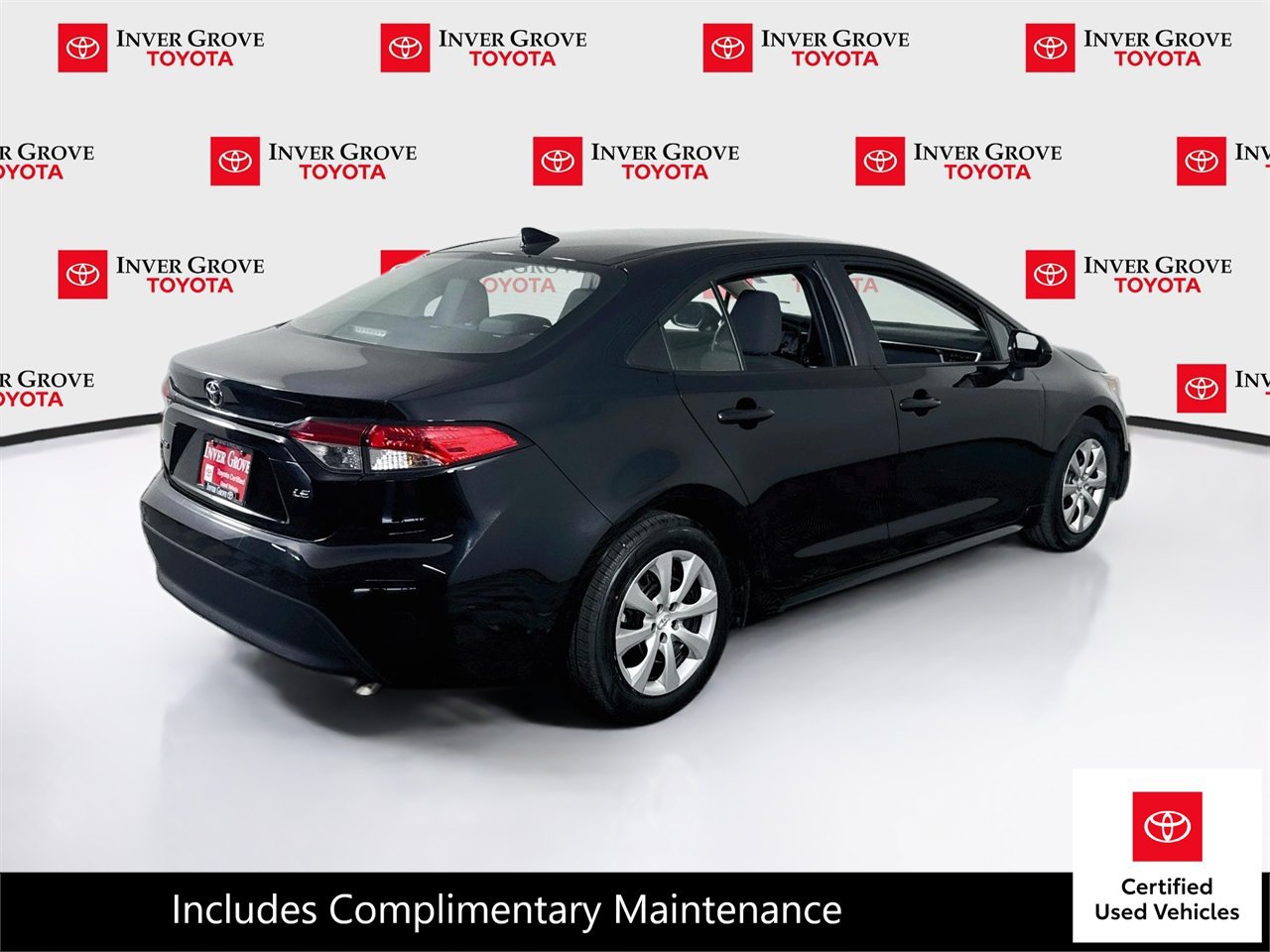 Certified 2025 Toyota Corolla LE FWD image 5