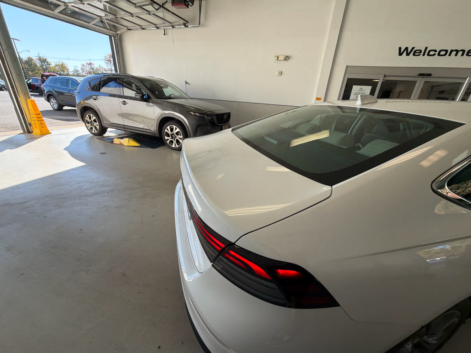 Used 2023 Honda Accord EX image 23