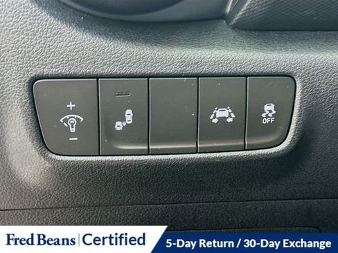 Used 2018 Hyundai Kona SEL w/ SEL Tech Package 02 image 12