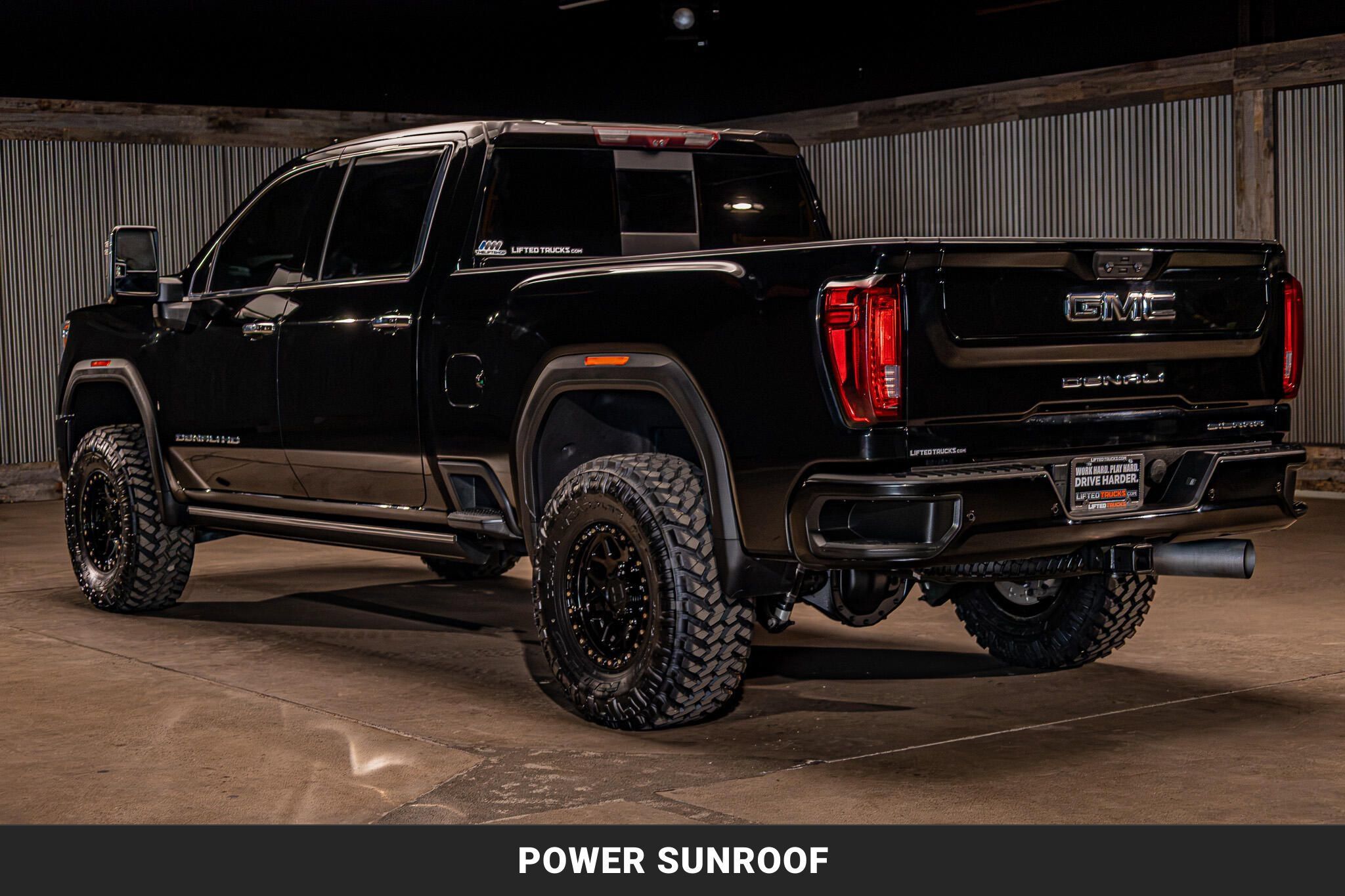 Used 2022 GMC Sierra 3500 Denali w/ Denali Ultimate Package AWD/4WD image 7