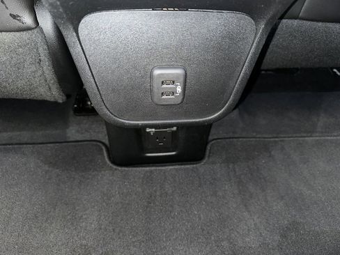 Used 2019 Chevrolet Equinox Premier image 22