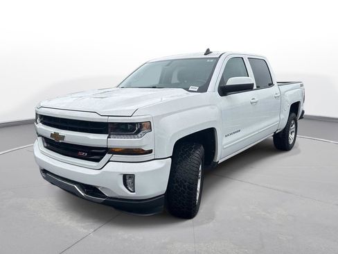 Used 2017 Chevrolet Silverado 1500 LT w/ All Star Edition AWD/4WD image 2