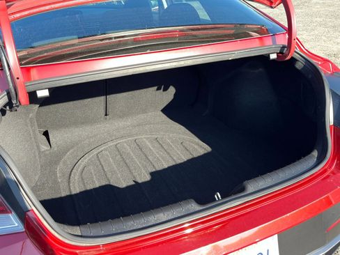 Used 2025 Hyundai Elantra SEL image 30