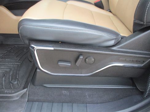 Used 2023 Ford F150 Lariat w/ FX4 Off-Road Package AWD/4WD image 14