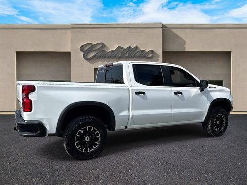 Used 2024 Chevrolet Silverado 1500 ZR2 w/ Technology Package AWD/4WD image 8