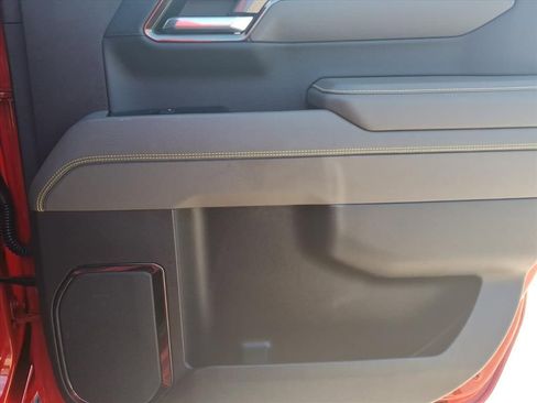 Used 2024 Chevrolet Silverado 1500 ZR2 w/ Technology Package image 14