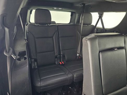 Used 2021 Chevrolet Suburban LT w/ Rear Media and Nav Package AWD/4WD image 13