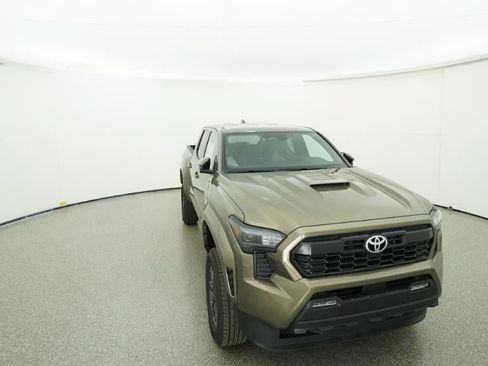 New 2025 Toyota Tacoma TRD Sport AWD/4WD image 14