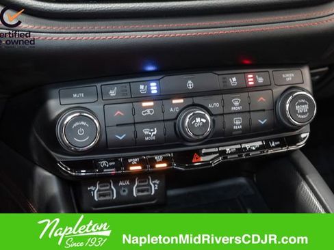 Certified 2025 Dodge Durango GT AWD/4WD image 18