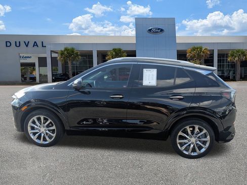 Used 2025 Buick Encore GX Avenir w/ Avenir Technology Package image 7