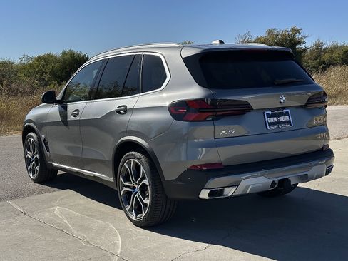 New 2026 BMW X5 xDrive40i image 6