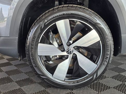 Used 2024 Volkswagen Taos S AWD/4WD image 10