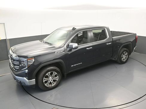 Used 2025 GMC Sierra 1500 SLT RWD image 51