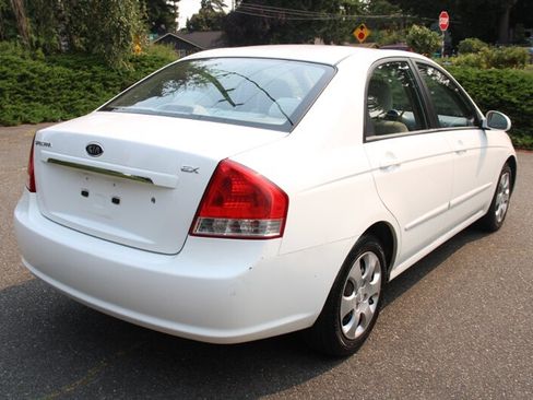 Used 2009 Kia Spectra EX FWD image 3