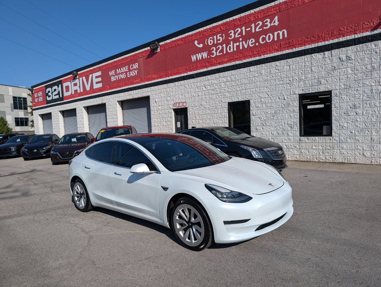 Used 2017 Tesla Model 3 Long Range RWD image 1