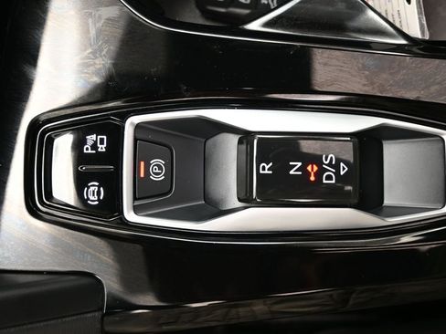 Used 2025 Audi Q5 Premium w/ Convenience Package AWD/4WD image 30