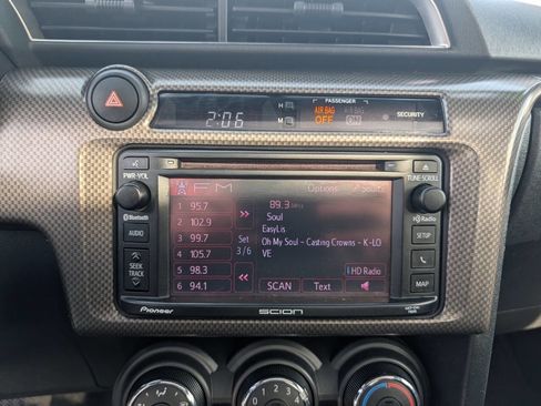 Used 2014 Scion tC image 12