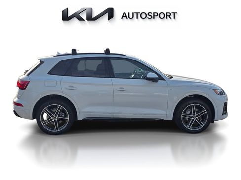 Used 2023 Audi Q5 e Premium Plus w/ Premium Plus Package AWD/4WD image 6