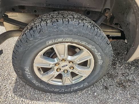 Used 2017 Ford F150 Lariat AWD/4WD image 26