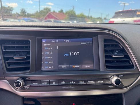 Used 2019 Hyundai Elantra SEL w/ Cargo Package FWD image 20