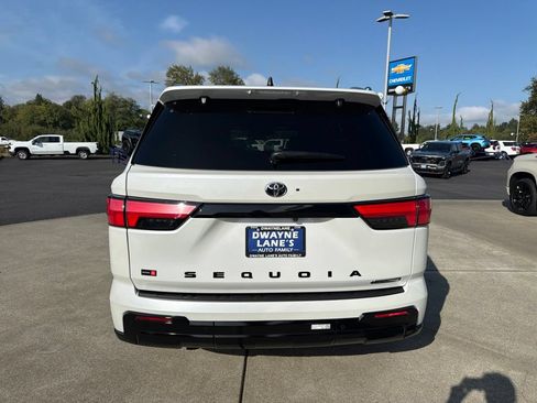 Used 2025 Toyota Sequoia Limited AWD/4WD image 5