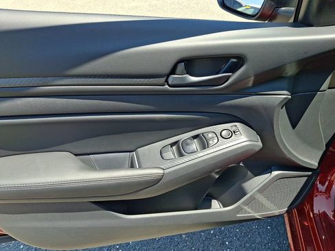 New 2026 Nissan Altima 2.5 SV AWD/4WD image 11