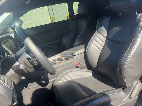 Used 2023 Dodge Challenger SRT Hellcat image 12