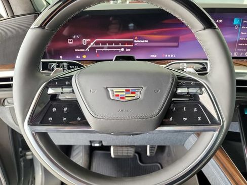 New 2026 Cadillac Escalade ESV Platinum Sport w/ LPO, ONYX Package AWD/4WD image 23