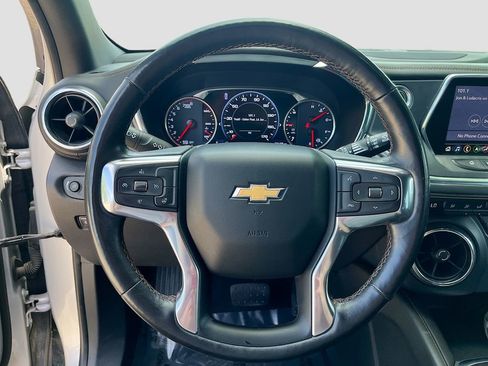 Used 2019 Chevrolet Blazer Premier AWD/4WD image 11