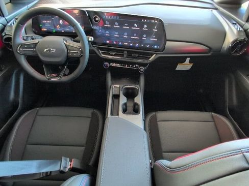 New 2026 Chevrolet Equinox EV RS image 5