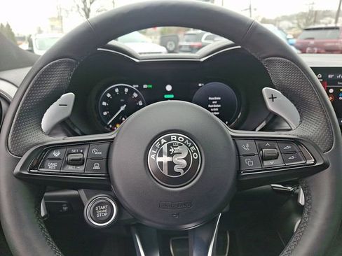 Used 2024 Alfa Romeo Tonale Veloce w/ Active Assist Package AWD/4WD image 20