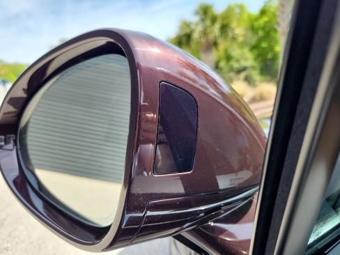 New 2026 Porsche Macan S image 16